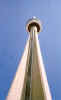 cntower2.jpg (30025 bytes)